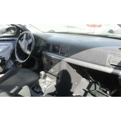opel vectra c berlina del año 2003