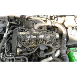 mitsubishi carisma berlina 5 (da0) del año 2001