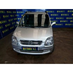 opel agila del año 2002