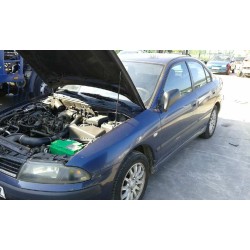mitsubishi carisma berlina 5 (da0) del año 2001