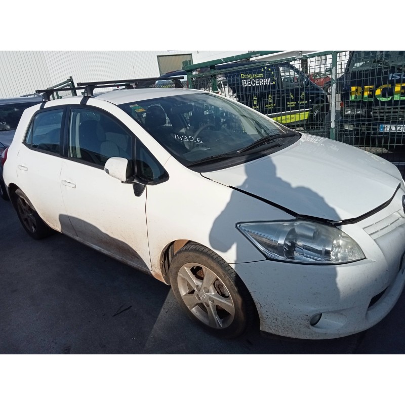 toyota auris del año 2011 toyota auris del año 2011