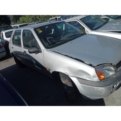 ford fiesta berlina (dx) del año 1999