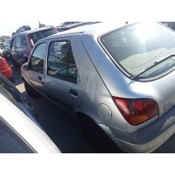 ford fiesta berlina (dx) del año 1999