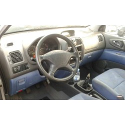 mitsubishi space star (dg0) del año 2001