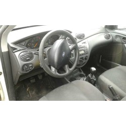 ford focus turnier (cak) del año 2002