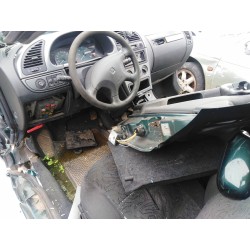 citroen xsara berlina del año 1999
