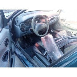 renault megane i berlina hatchback (ba0) del año 1997
