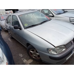 seat cordoba berlina (6k2) del año 2002