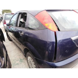 ford focus berlina (cak) del año 2000