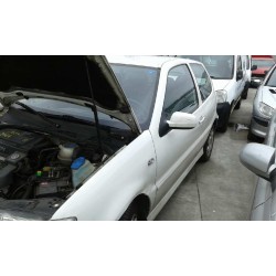 volkswagen polo berlina (6n2) del año 2001