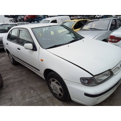 nissan almera (n15) del año 1999