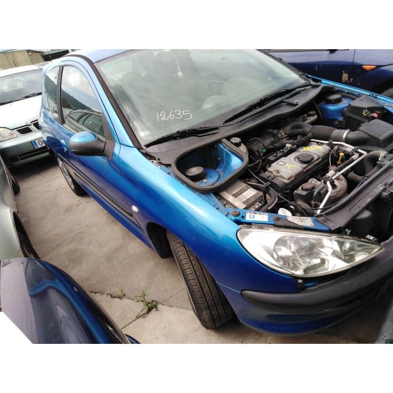 peugeot 206 berlina del año 2004