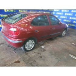 renault megane i fase 2 berlina (ba0) del año 2000