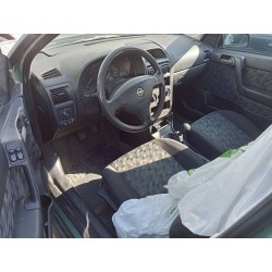 opel astra g berlina del año 1998