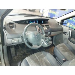 renault scenic ii del año 2004