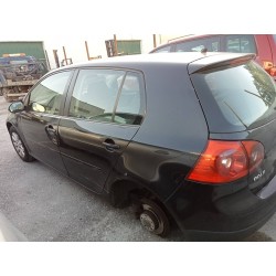 volkswagen golf v berlina (1k1) del año 2006