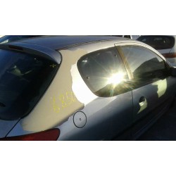 peugeot 206 berlina del año 2004