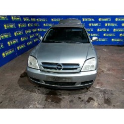 opel vectra c berlina del año 2003