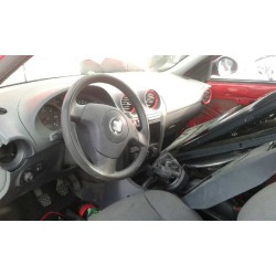 seat ibiza (6l1) del año 2004