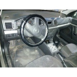 opel vectra c berlina del año 2003