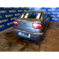 seat cordoba berlina (6k2) del año 2001