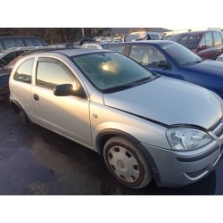 opel corsa c del año 2004