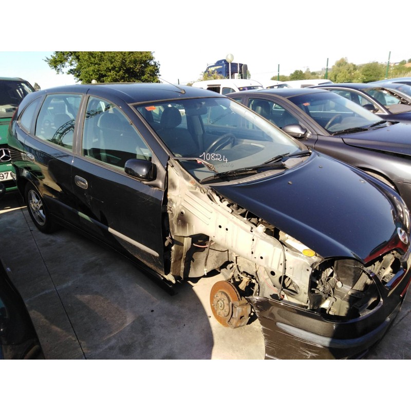 nissan almera tino (v10m) del año 2004 nissan almera tino (v10m) del año 2004