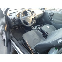 opel corsa c del año 2004