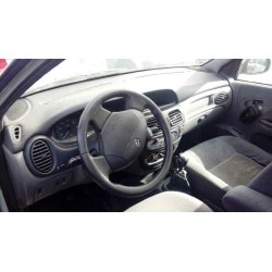 renault megane i fase 2 classic (la..) del año 2001