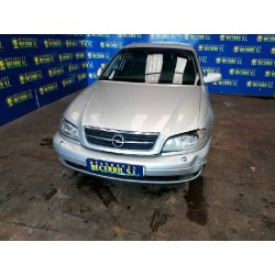 opel omega b del año 2000