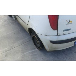 fiat punto berlina (188) del año 2001