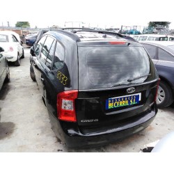 kia carens (un) del año 2010