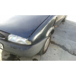 ford fiesta berlina del año 1996