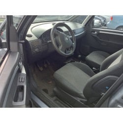 opel meriva del año 2004