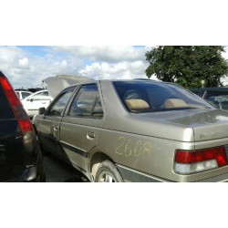 peugeot 405 berlina del año 1989