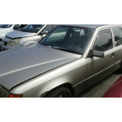 mercedes clase e (w124) berlina del año 1990