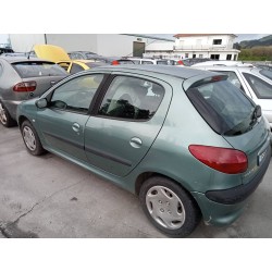 peugeot 206 berlina del año 2003