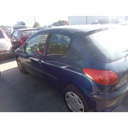 peugeot 206 berlina del año 2002