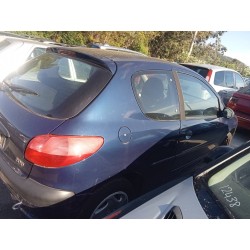peugeot 206 berlina del año 2002