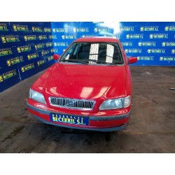 volvo v40 familiar del año 1996