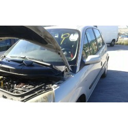 renault scenic ii del año 2003