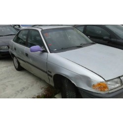 opel astra f berlina del año 1994