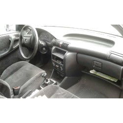 opel astra f berlina del año 1994