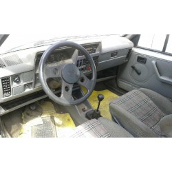 opel corsa a del año 1986