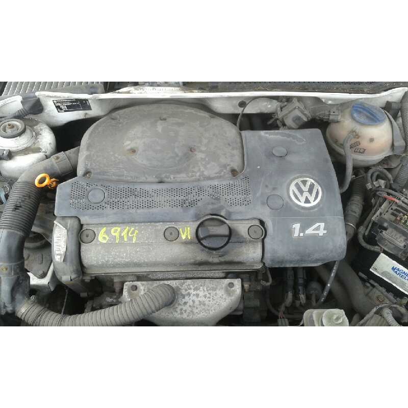 volkswagen polo berlina (6n1) del año 1999
