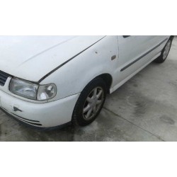 volkswagen polo berlina (6n1) del año 1999