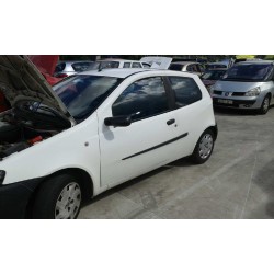 fiat punto berlina (188) del año 2000