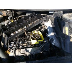 kia carnival del año 2000