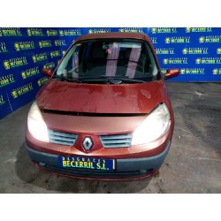 renault scenic ii del año 2004