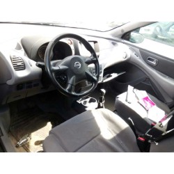 nissan almera tino (v10m) del año 2003